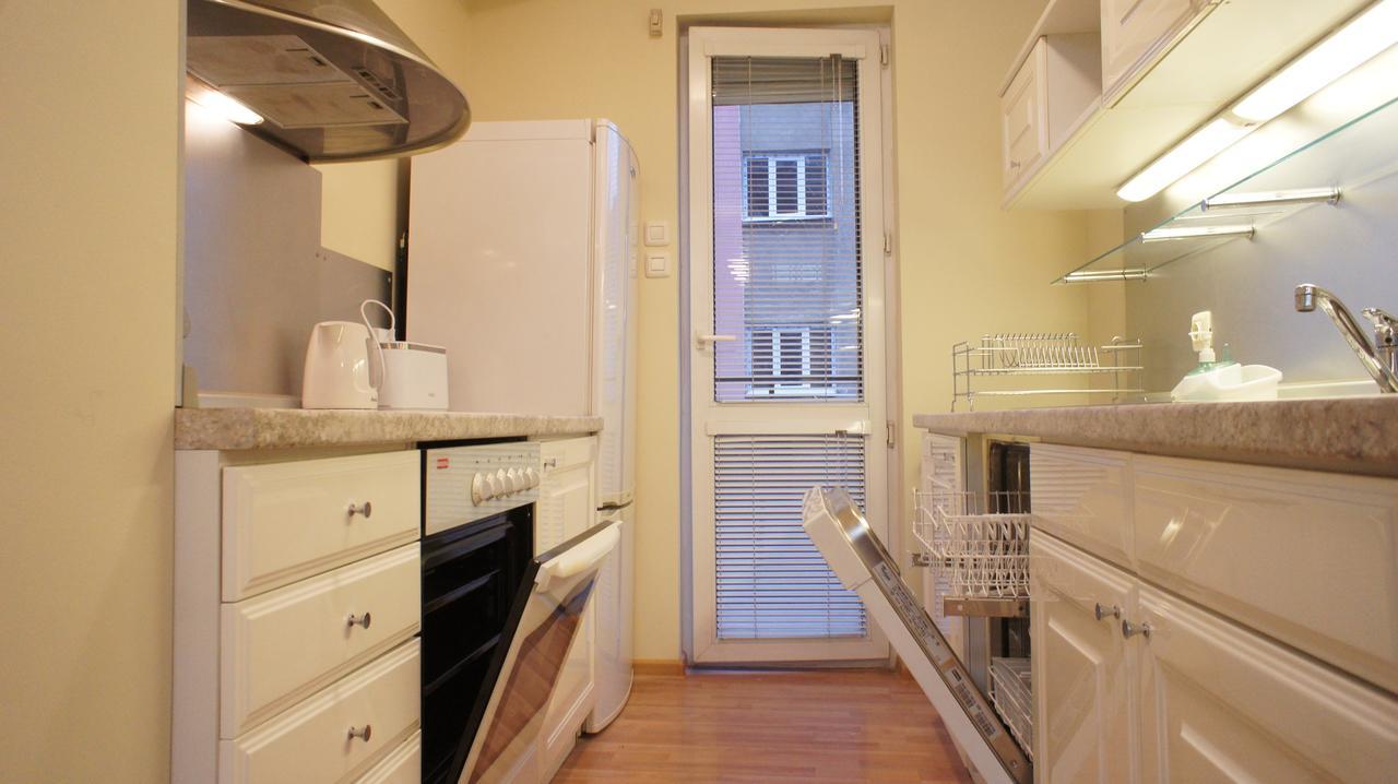 Vitosha Apartments Sofia Buitenkant foto
